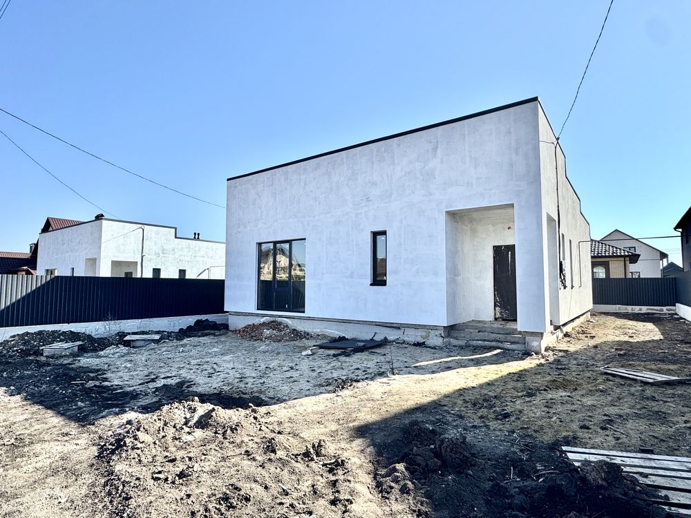 Одноповерховий будинок в стилі хай-тек три кімнати