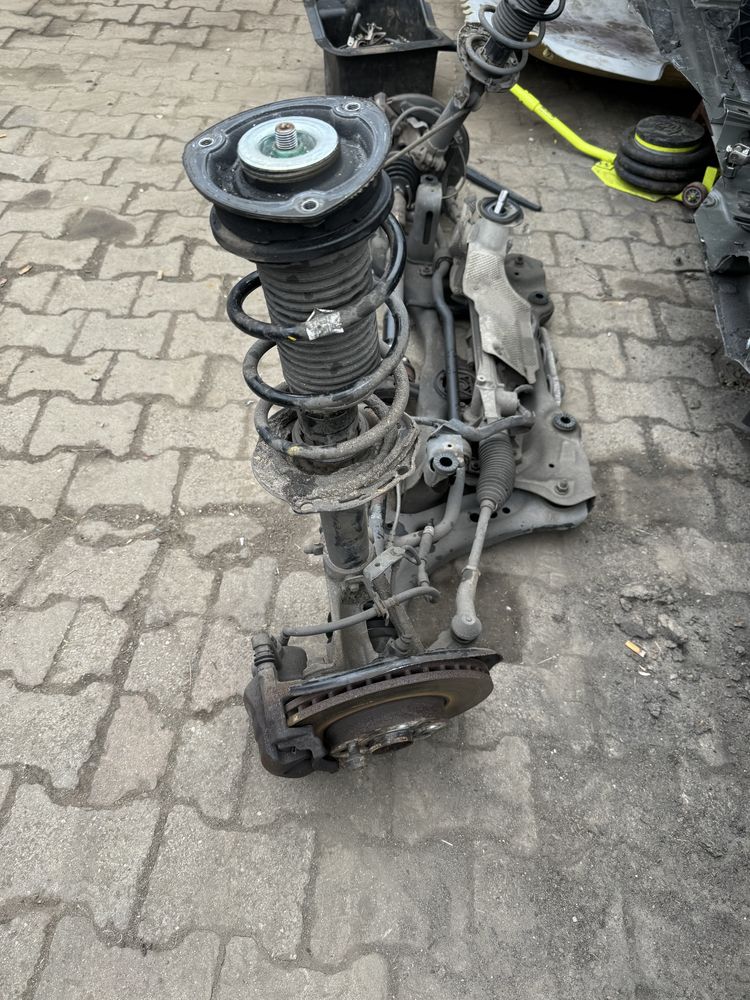 Zwrotnica  prawa audi a3 8v golf 7 skoda octavia 3