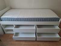 Cama de solteiro com estrado e colchão