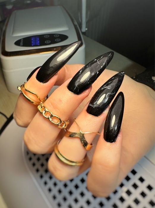 Нарощення нігтів від 600грн