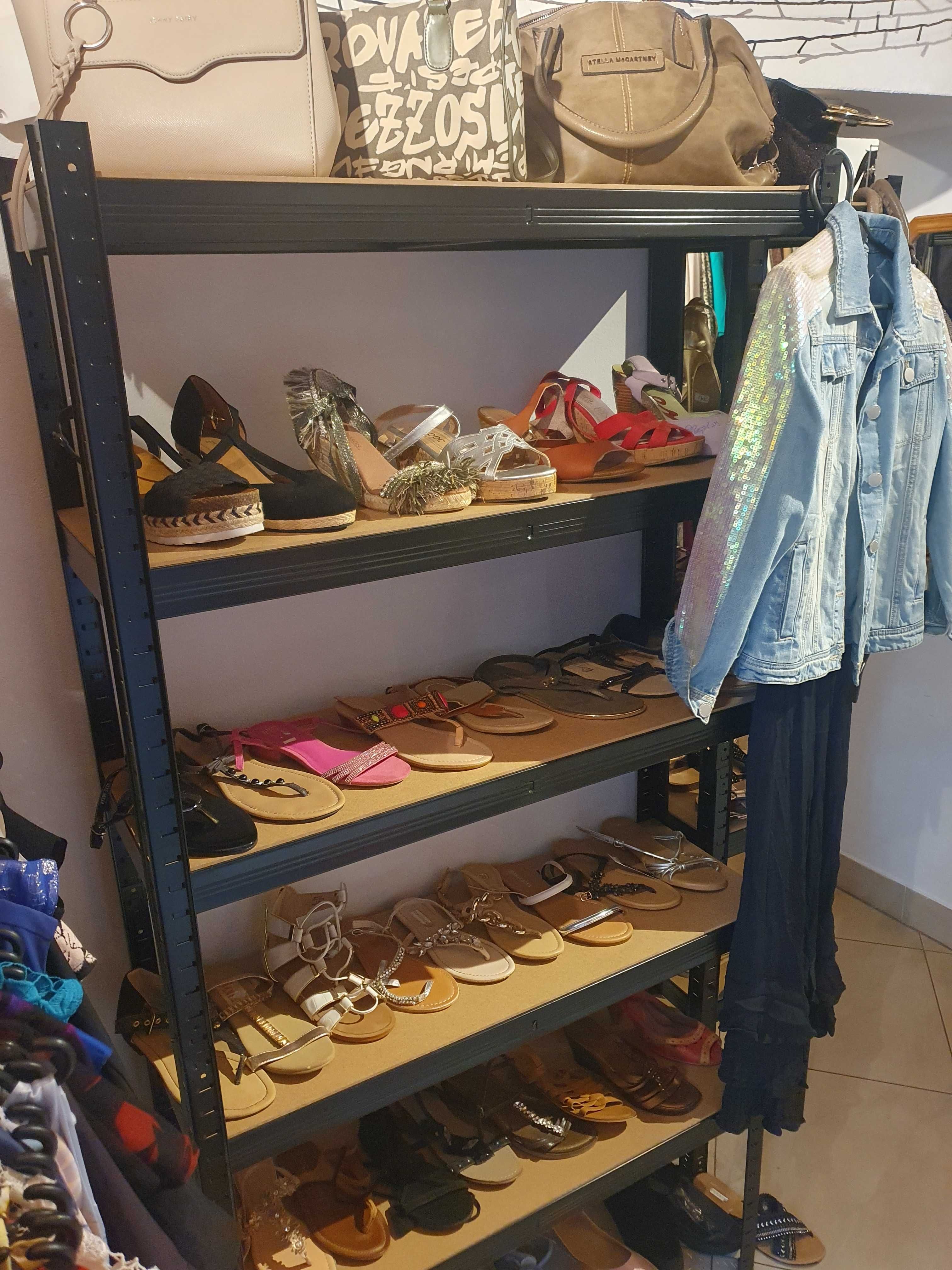 Odstąpię sklep odzieżowy second hand w klimacie Vintage od 1 sierpnia