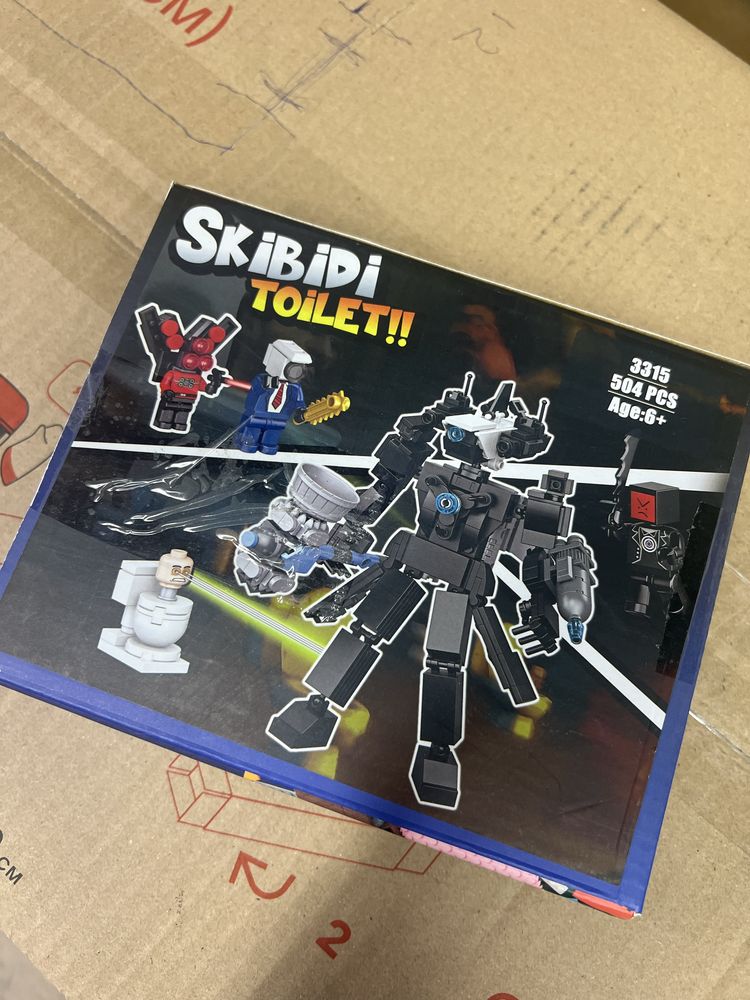 Конструктор Skibidi Toilet  504 деталей