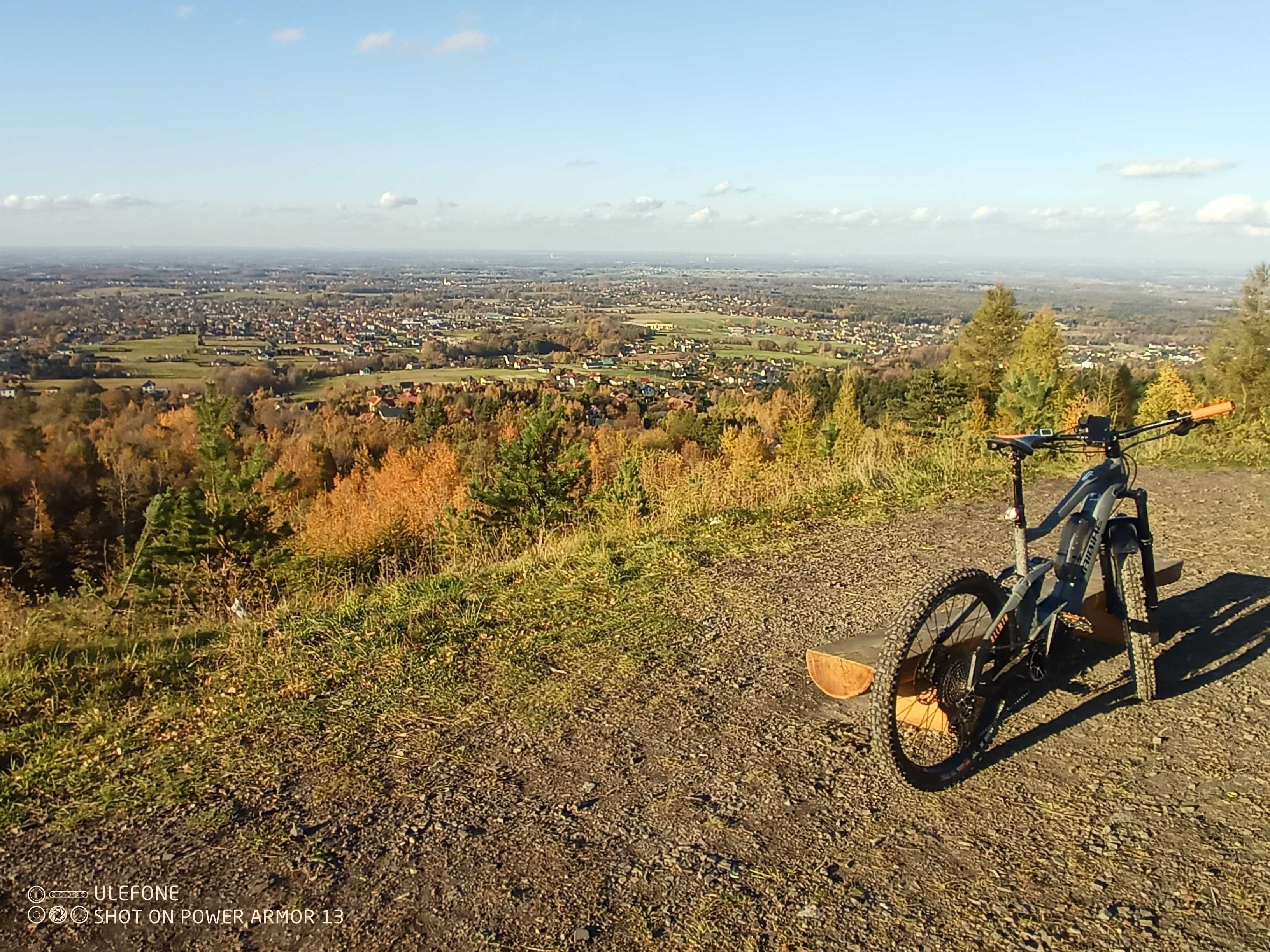 Wypożycz 2 Rowery Elektryczne Przejazd z Przewodnik e-bike Beskid Mały