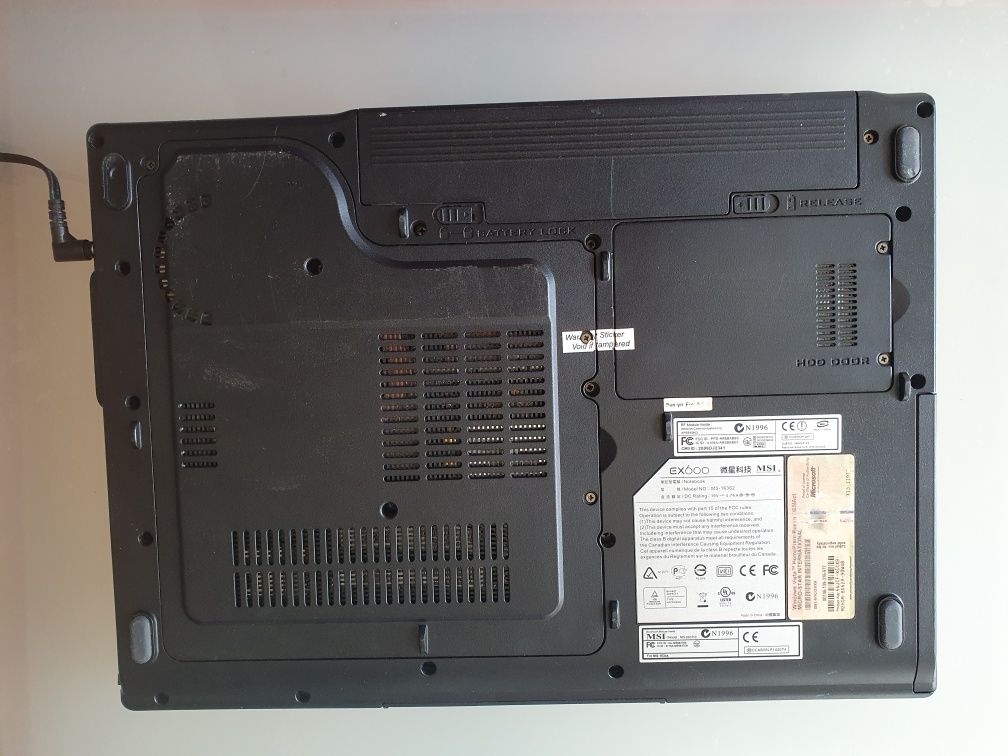 Ноутбук MSI EX 600