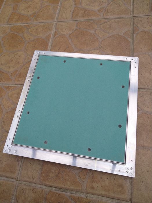 Dzrzwiczki rewizyjne 30x30cm, do zabudowy