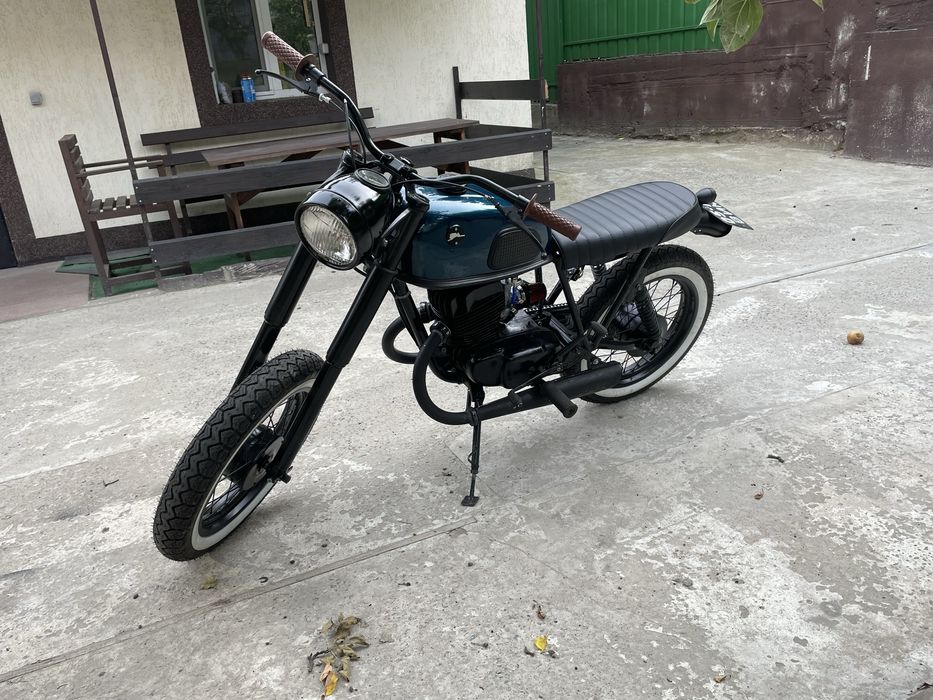 Мотоцикл cafe racer ВОСХОД