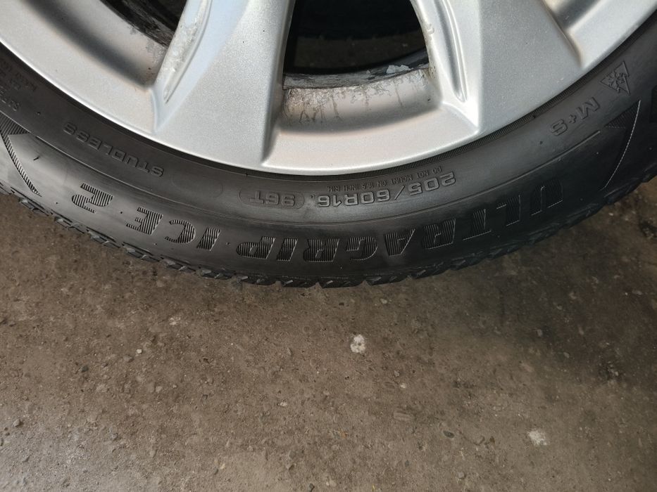 Продаж зимової гуми на дисках