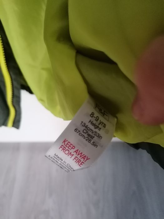 Kurtka wiatrówka dziecięca r. 134