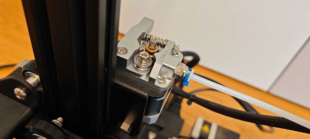 CREALITY Ender-3 V2 - drukarka 3D z licznymi modyfikacjami