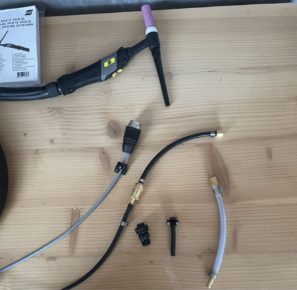 Uchwyt spawalniczy TIG ESAB TIG SR-B 17 - 8m