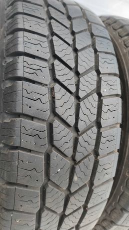 Opony Zimowe 215/65/16C Goodyear 2szt 8mm