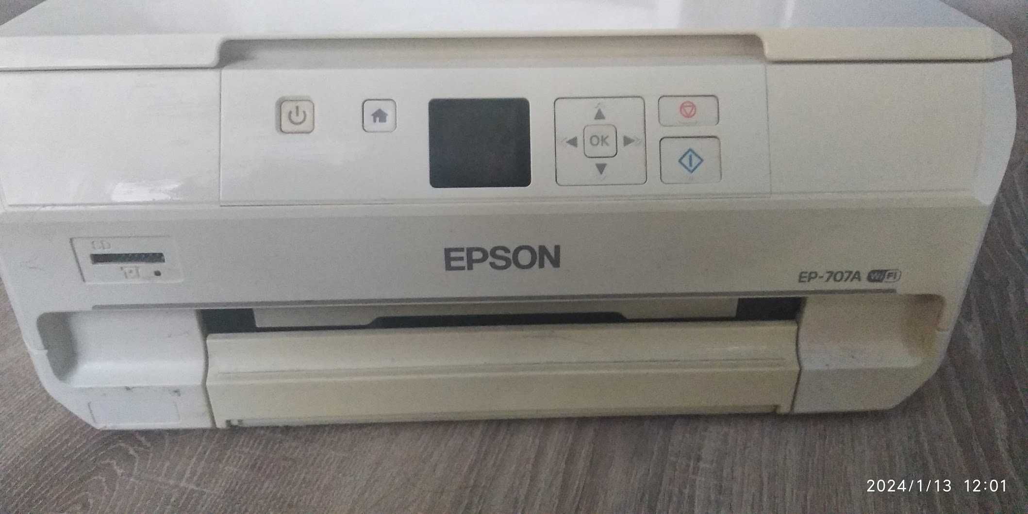 МФУ Epson Colorio EP-707A