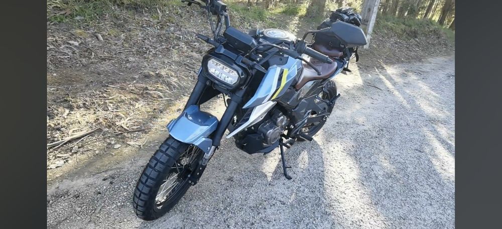 Fkm street scrambler