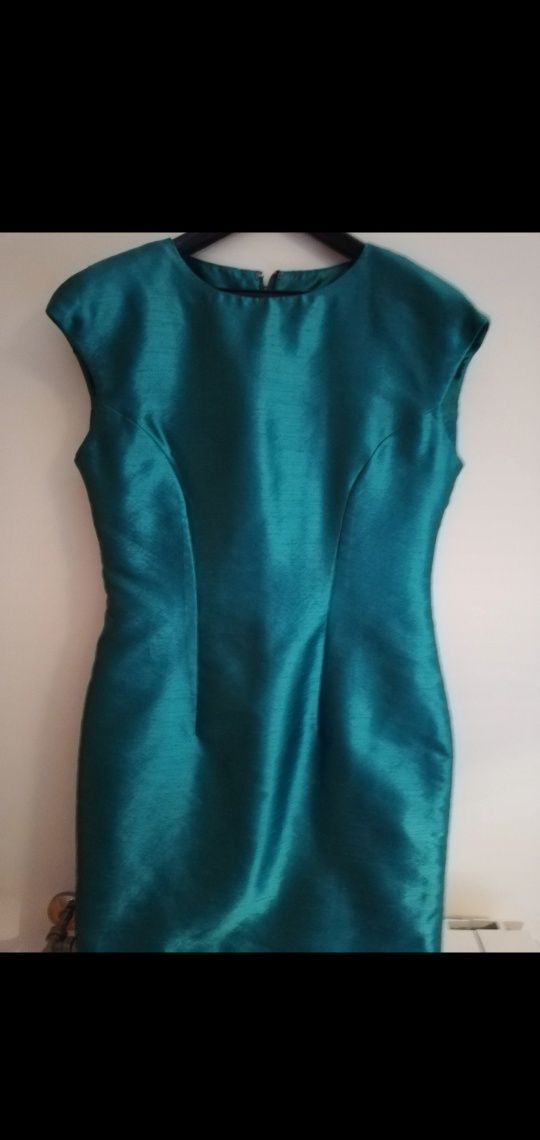 Vestido de festa verde Pronovias