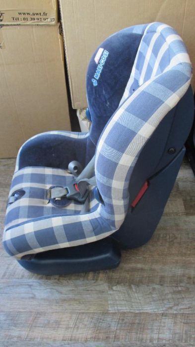 Автокресло Maxi Cosi Priori