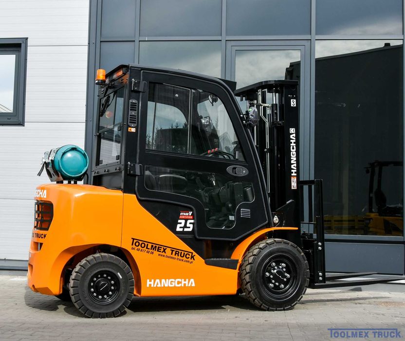 Wózek Widłowy LPG Hangcha CPYD25 z kabiną