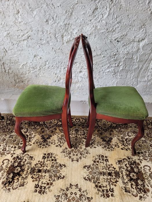 Para krzeseł medaliony antyk