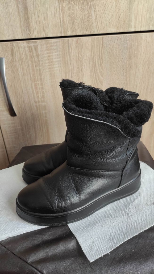 Натуральні зимові теплі угги шкіряні кожа чоботи