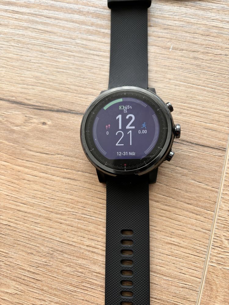 Smartwatch Amazefit Stratos