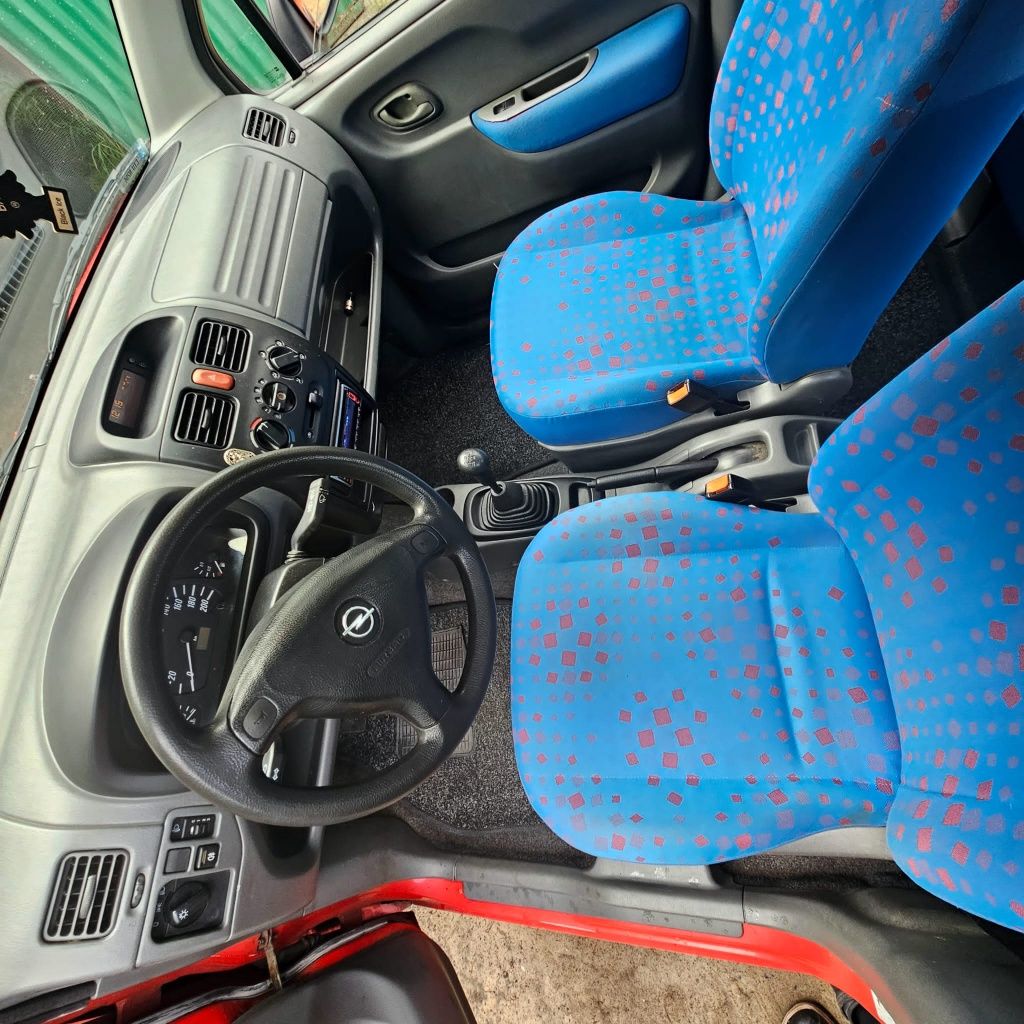 Sprzedam Opla Agila 1/2 benzyna
