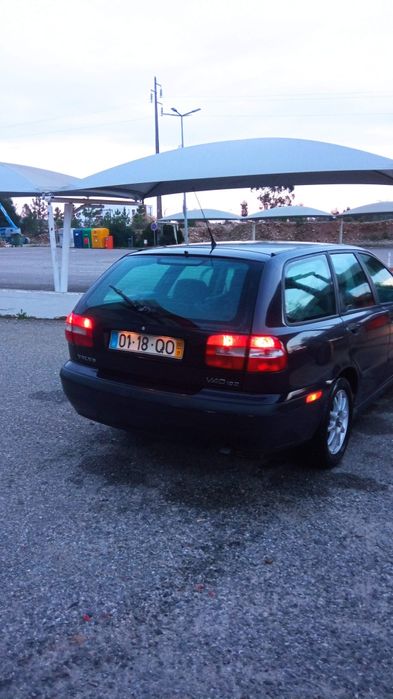 Vendo volvo v40 ano 2000