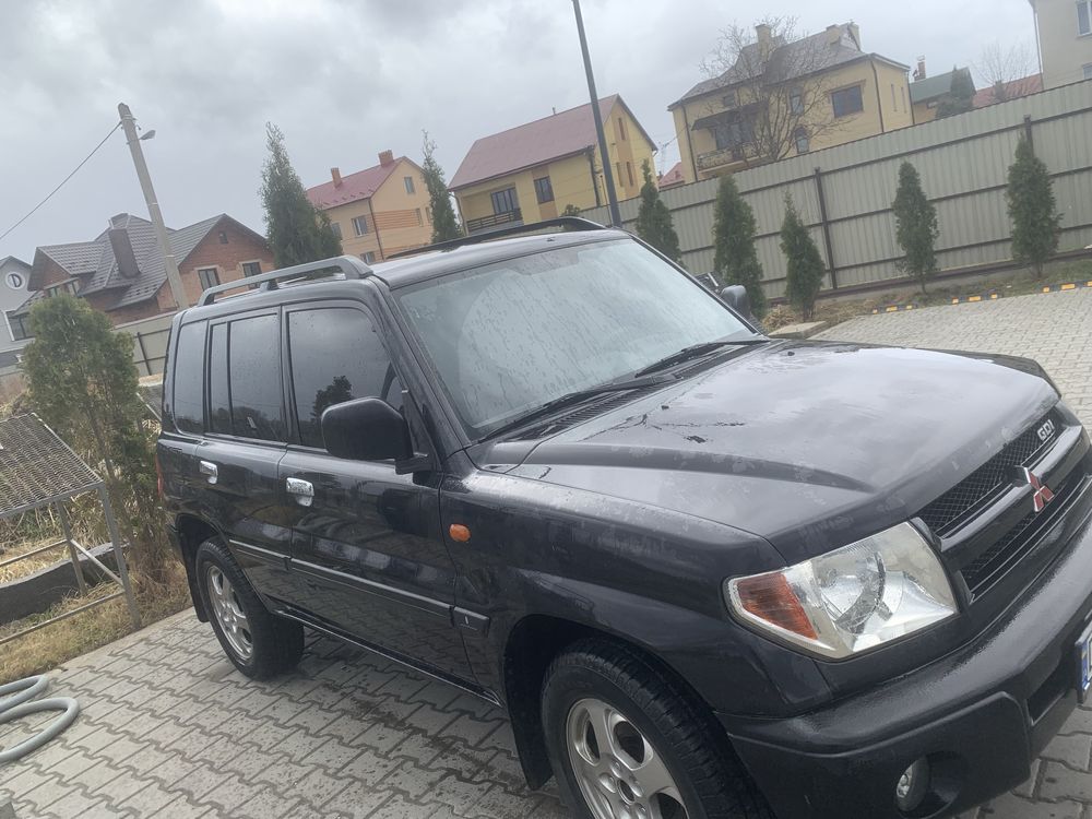 Продам джип Pagero pinin