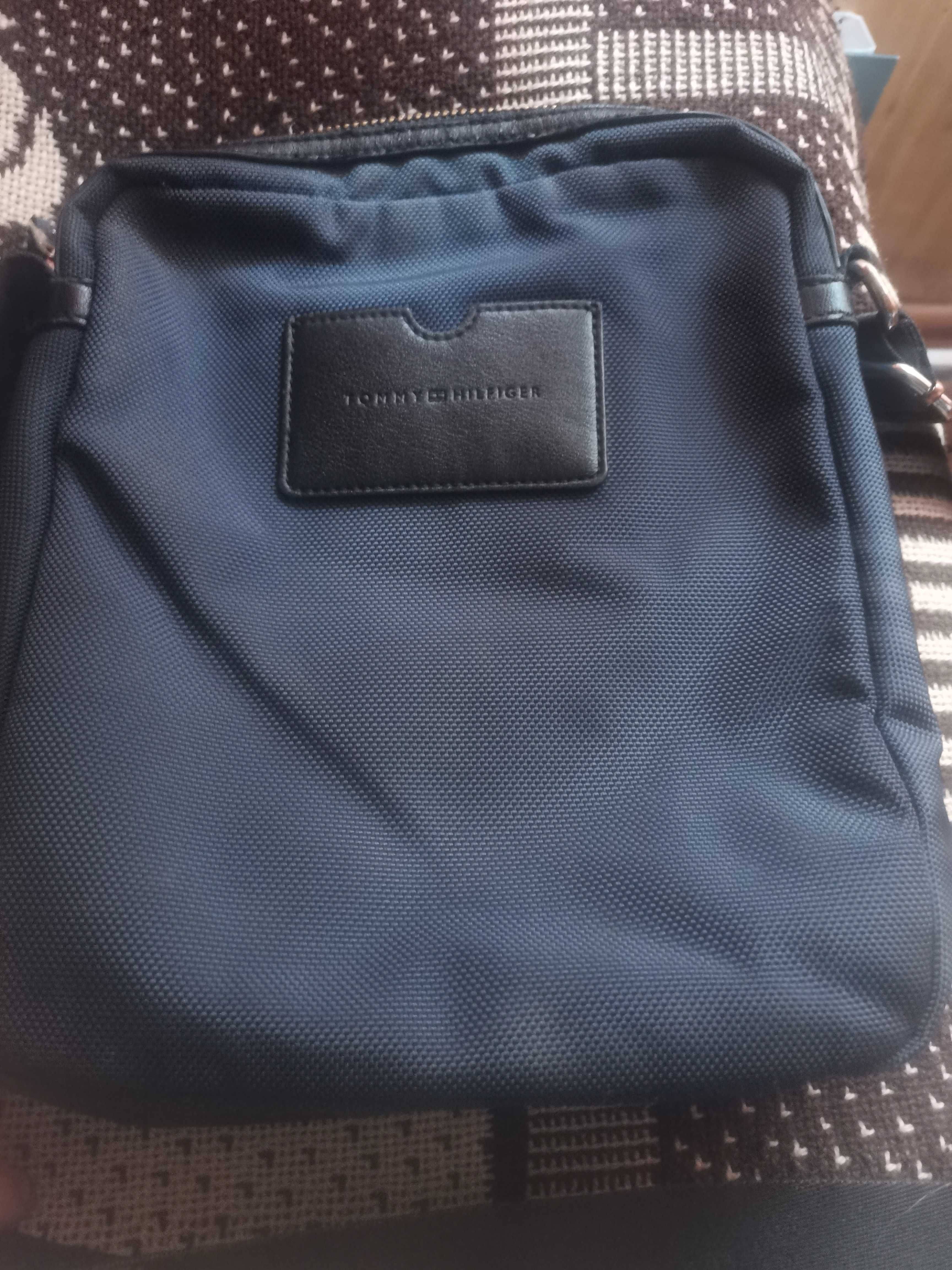 Saszetka Tommy Hilfiger