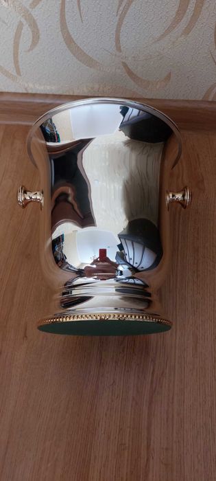 Охолоджувач для бутилок шампанського посерібнений