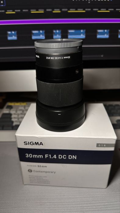 Sigma 30mm 1.4 somy E