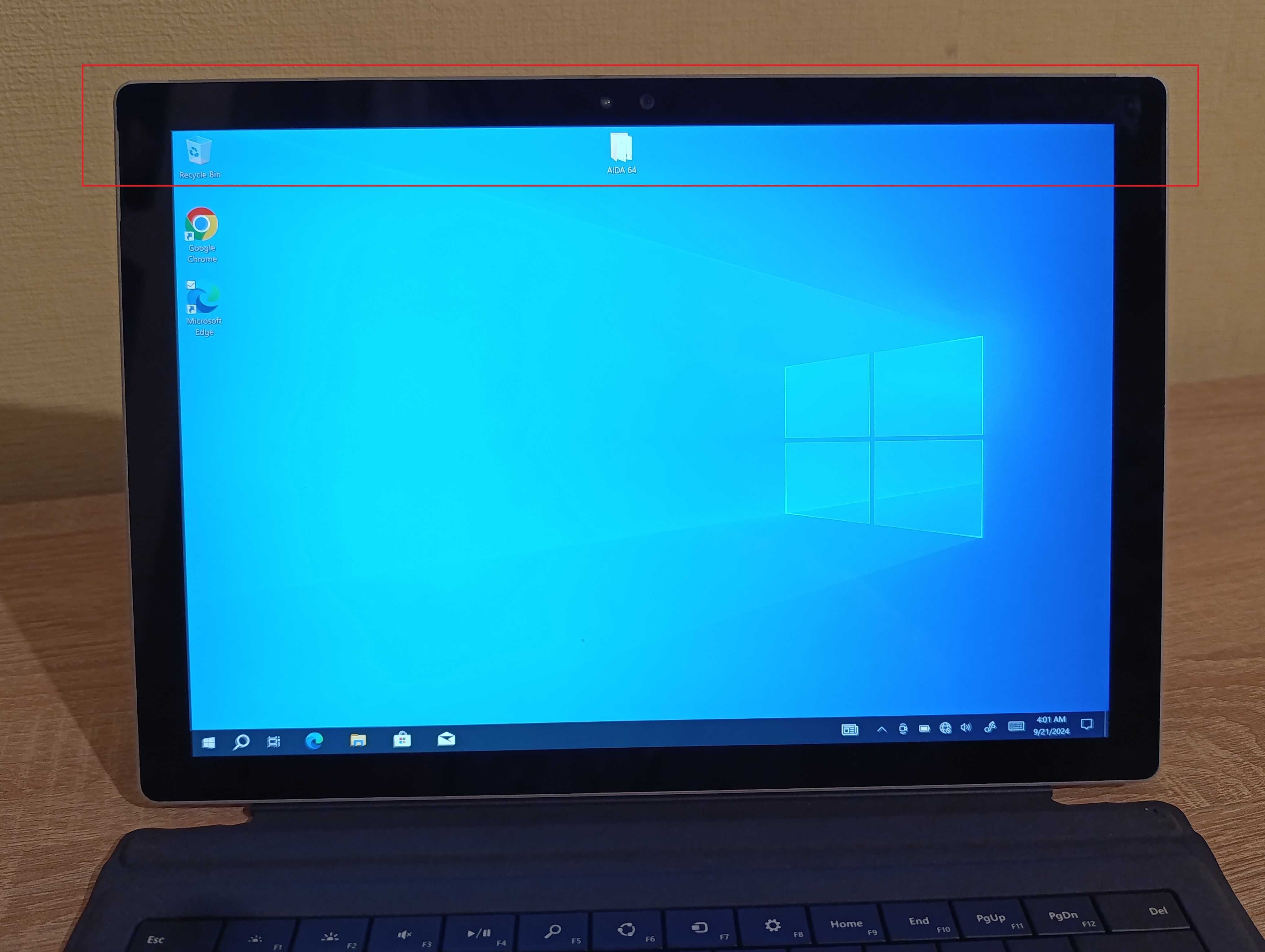 Microsoft Surface Pro 4 / i7-6650U /8 RAM / 256 SSD / QHD+ IPS 12.5"