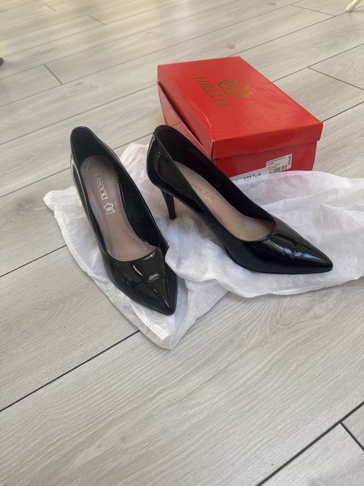 Чорні лакові лодочки 41 розмір 26 см