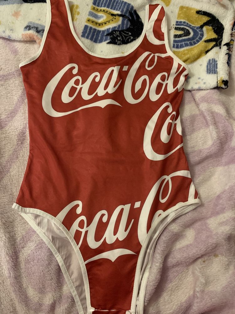 Nowe vintage body z motywem Coca Coli