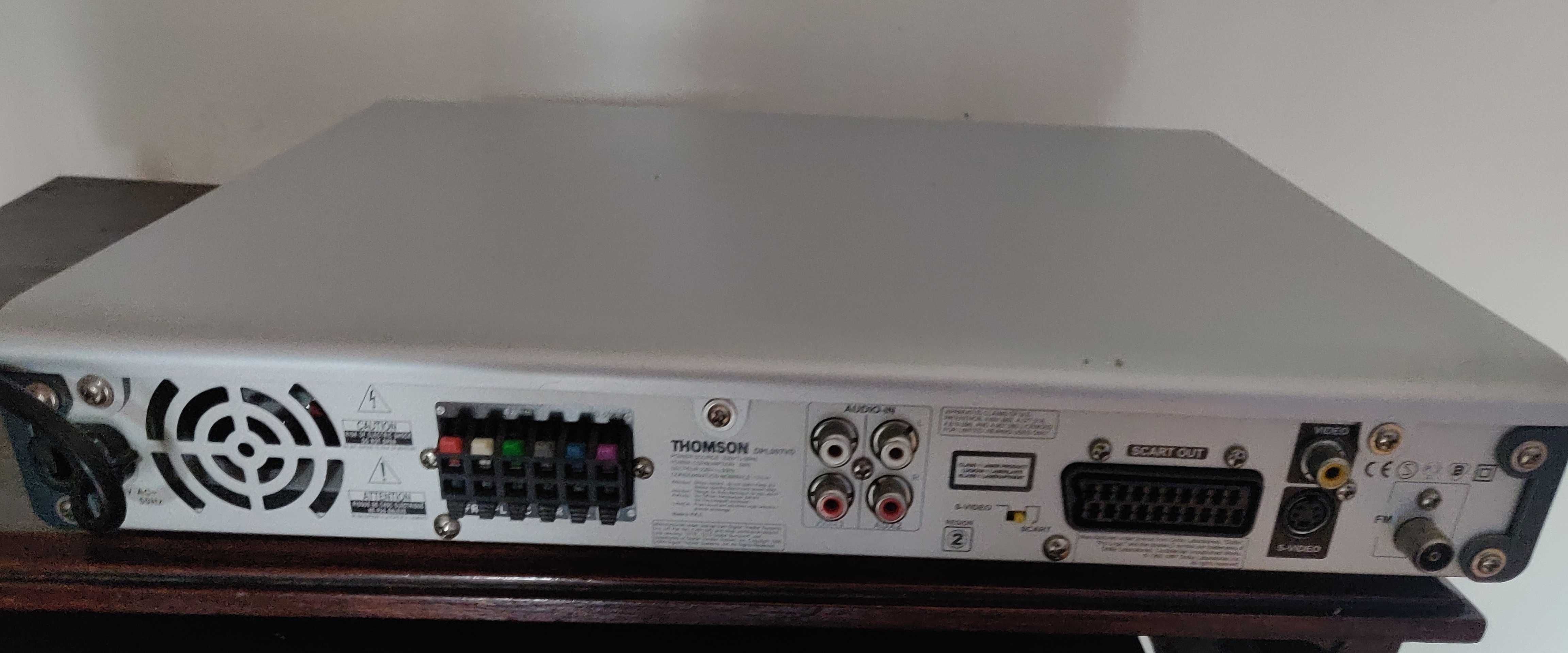Leitor CD/DVD da LG  e Amplificador THOMPSON