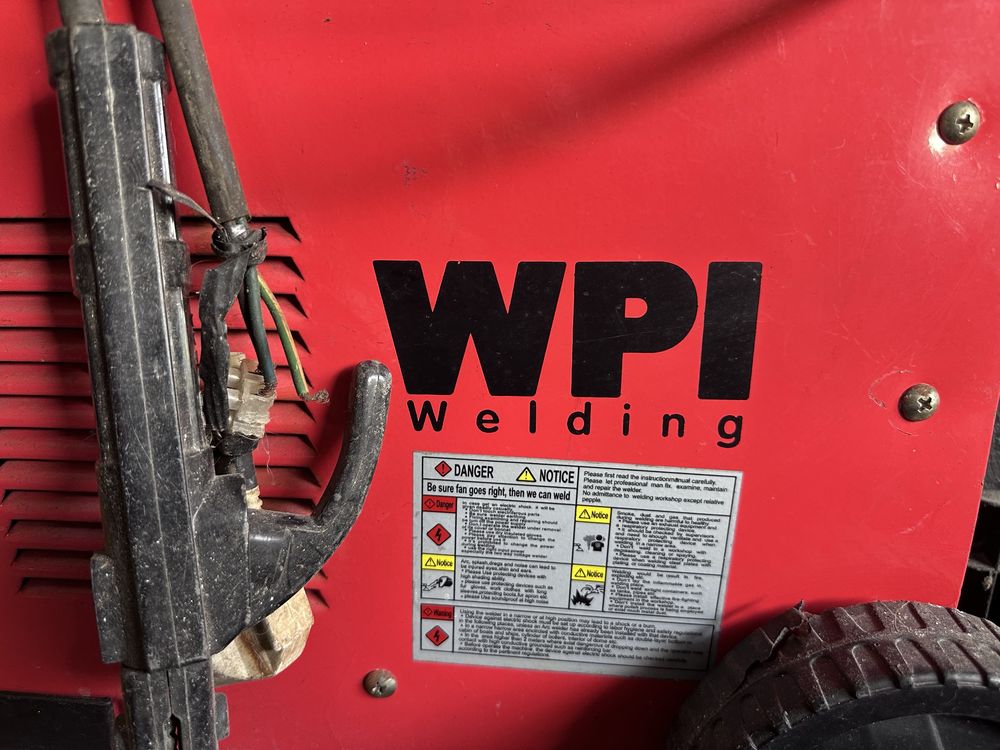 Soldadora WPI Welding