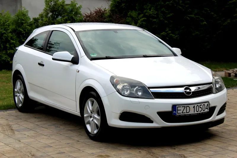 Opel Astra Opel Astra GTC lift 1.6 115KM Serwisowana Zarejestrowana