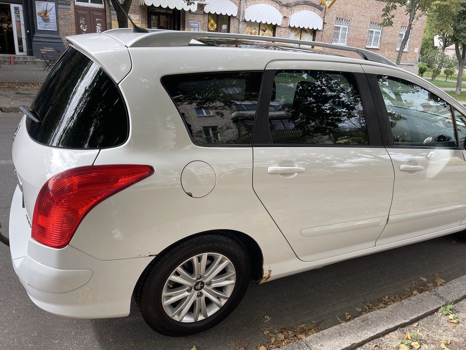 Peugeot 308sw, 1,6 турбодизель, 2010 р/в