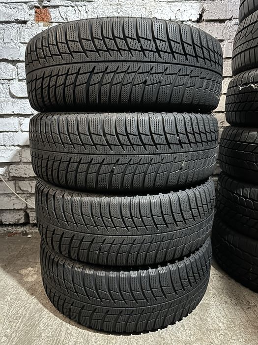 215/60 R16 Bridgestone Blizzak LM001 /4шт./зима/комплект/