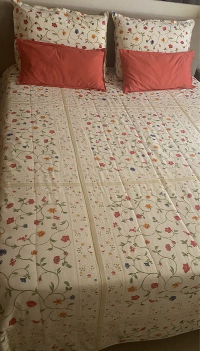 Vendo 2 edredoes casal