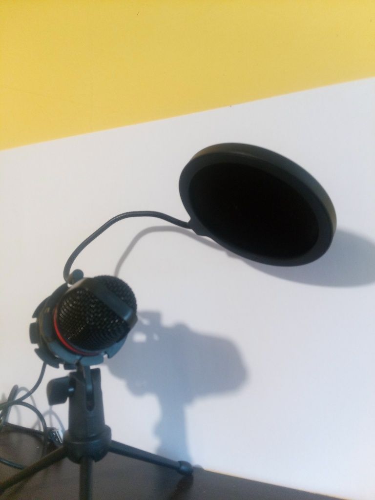 Mikrofon ze statywem defender gamingowy na USB