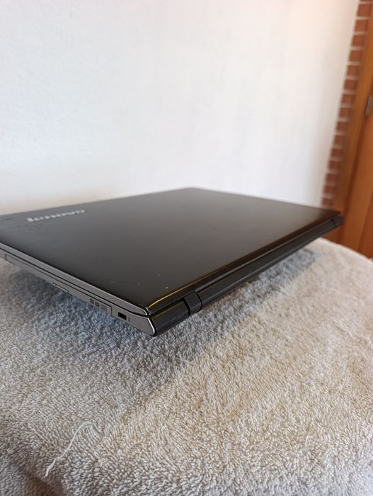 Lenovo Z51-70 (i5-5200U - 8GB RAM - 256GB SSD - GPU R9-M375 2GB)