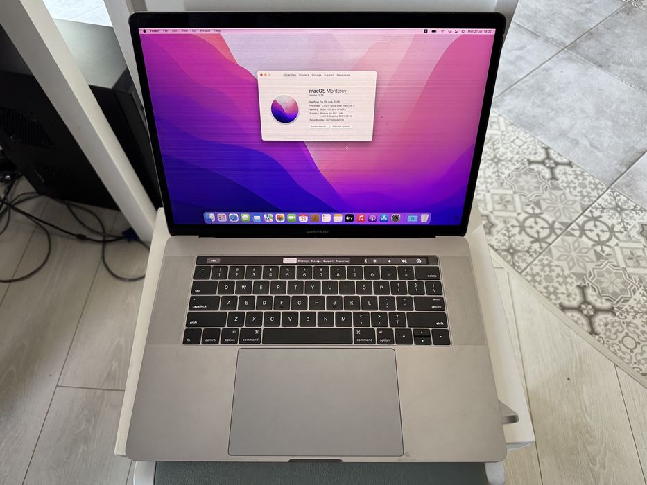 Apple MacBook Pro 16 2016 i7 2.7GHz 16GB RAM Radeon Pro 2GB