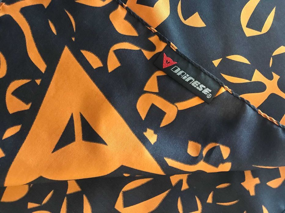 Lenço  Seda Motard Dainese novas cores