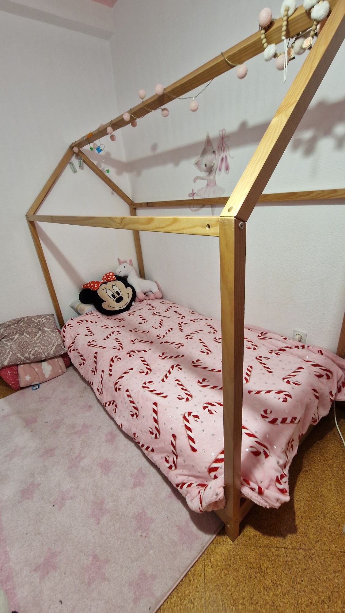 Cama Montessori - cama criança