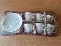 Zestaw 6 porcelanowych oryginanych włoskich filiżanek ze spodkami