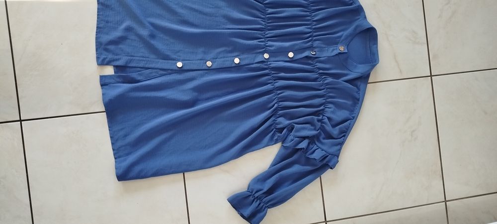 Falbankowa tunika koszula złote guziki