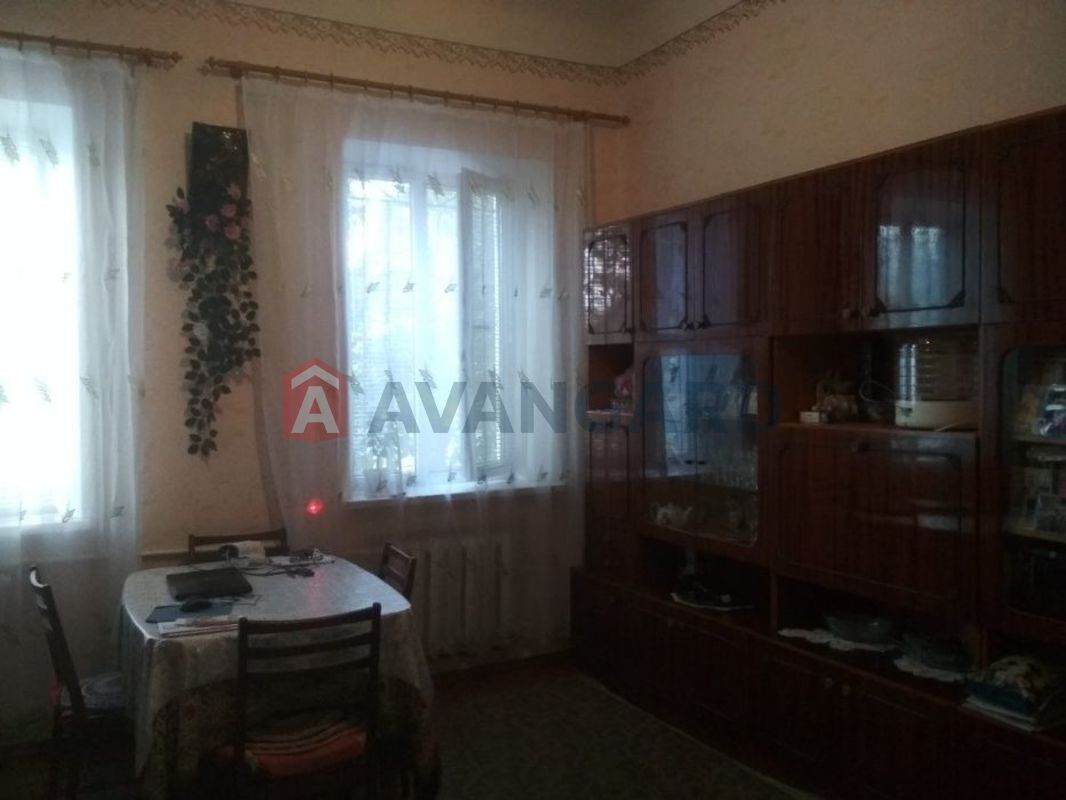Продам частину будинку ЦЕНТР