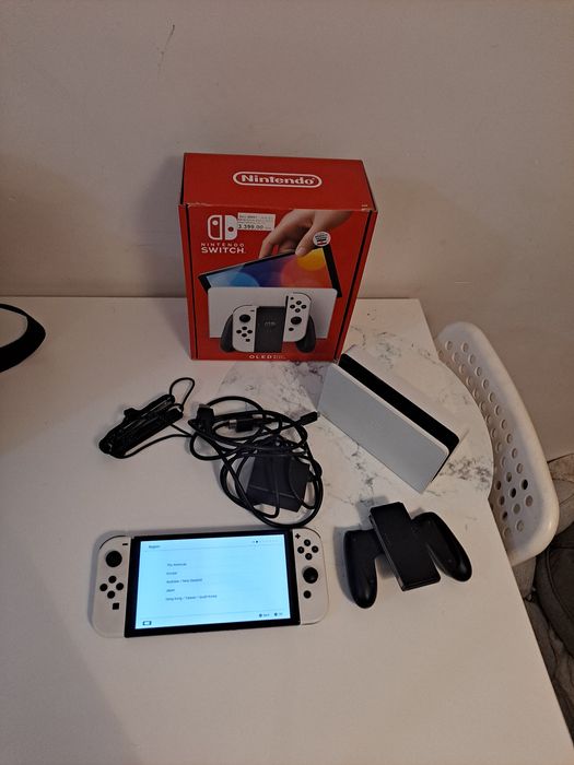 Konsola Nintendo Switch OLED