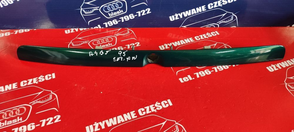 Blenda Zielona Listwa Oświetlenia Tablicy Rejestracyjnej A4 B5 Sedan