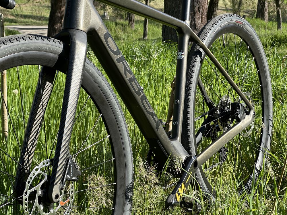 Orbea Terra M30 карбоновий гревел циклокрос