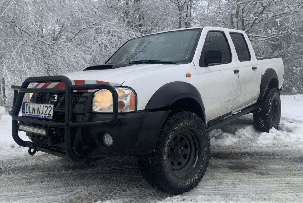 Nissan navara d22